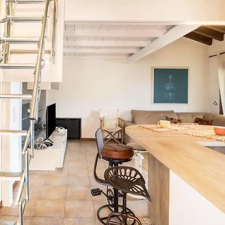 Maloma Apartment